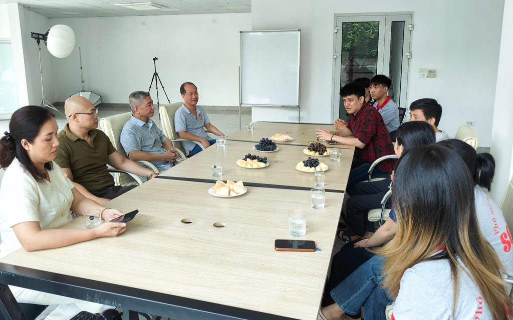 Nguyễn Hồng thành lập Trung tâm Thương mại điện tử: Tăng tốc chuyển đổi số và mở rộng thị trường